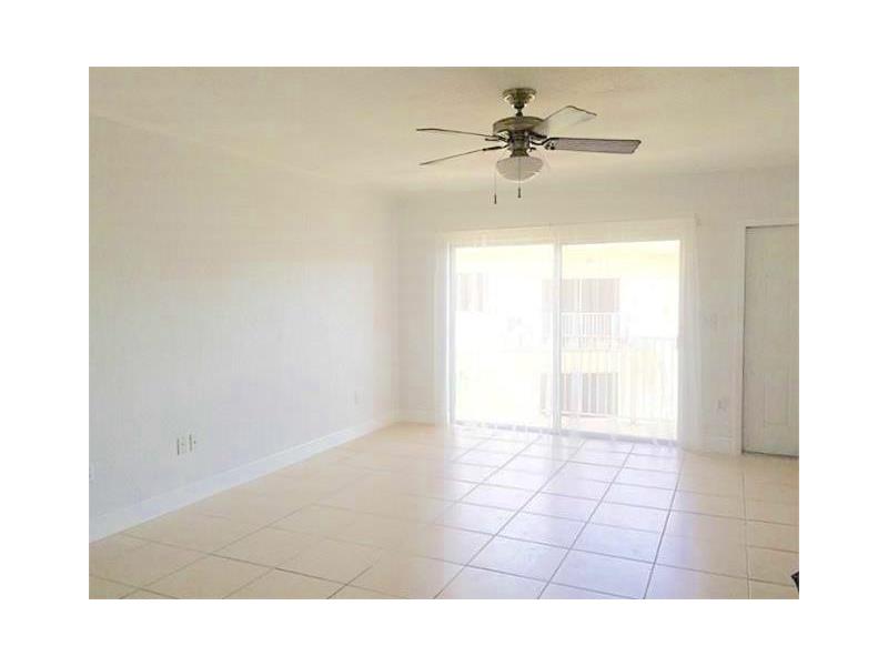 115299th St, Bay Harbor Islands, FL 33154
