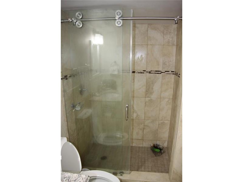 9273COLLINS AV, Surfside, FL 33154