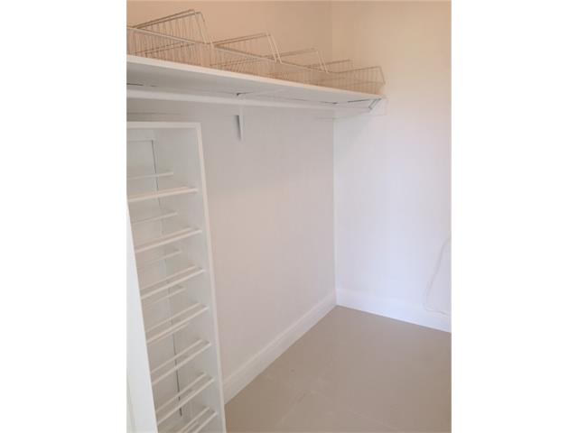 9914 COLLINS AV, Bal Harbour, FL 33154