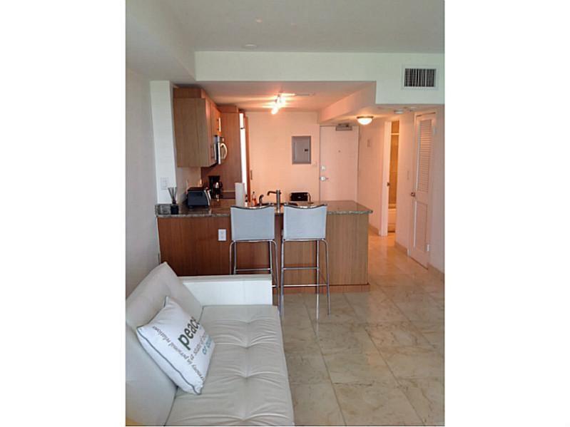 10275COLLINS AV, Bal Harbour, FL 33154