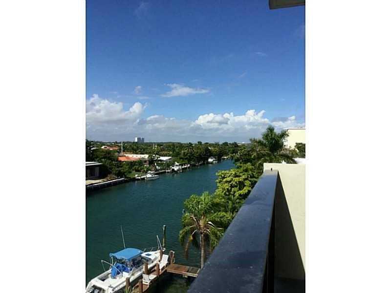 9800 West Bay Harbor Dr, Bay Harbor Islands, FL 33154