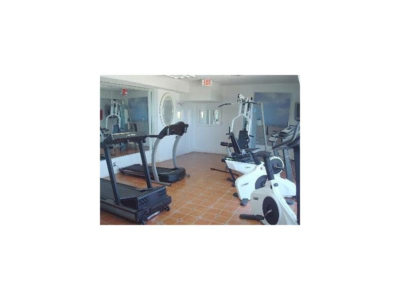 9195COLLINS AV, Surfside, FL 33154