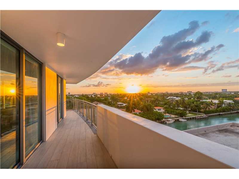 9400 West Bay Harbor Dr, Bay Harbor Islands, FL 33154