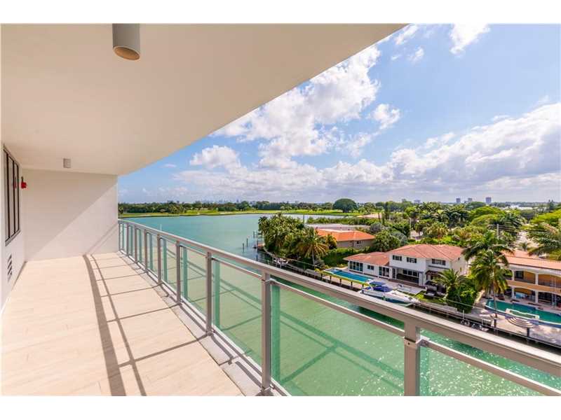 9400 West Bay Harbor Dr, Bay Harbor Islands, FL 33154