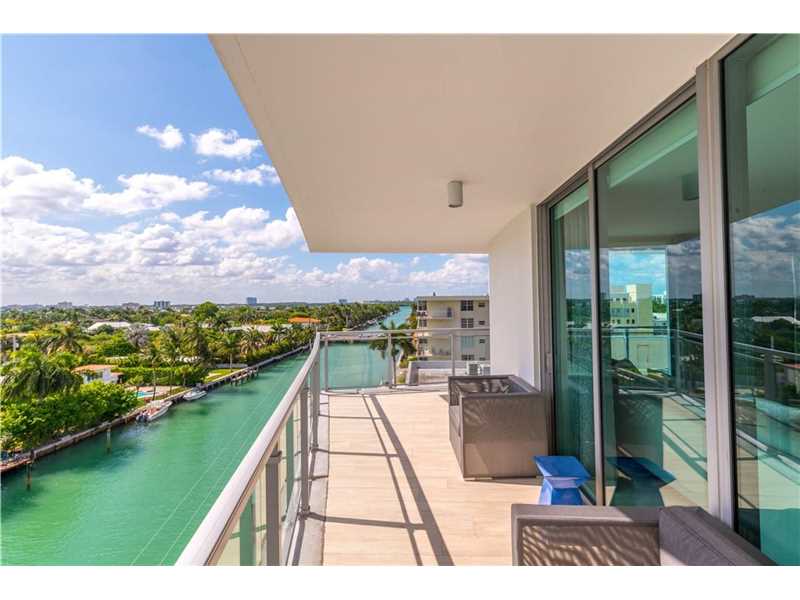 9400 West Bay Harbor Dr, Bay Harbor Islands, FL 33154