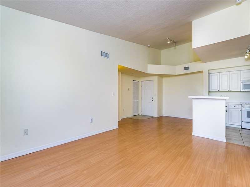 6861 Southwest 44th St, Miami, FL 33155