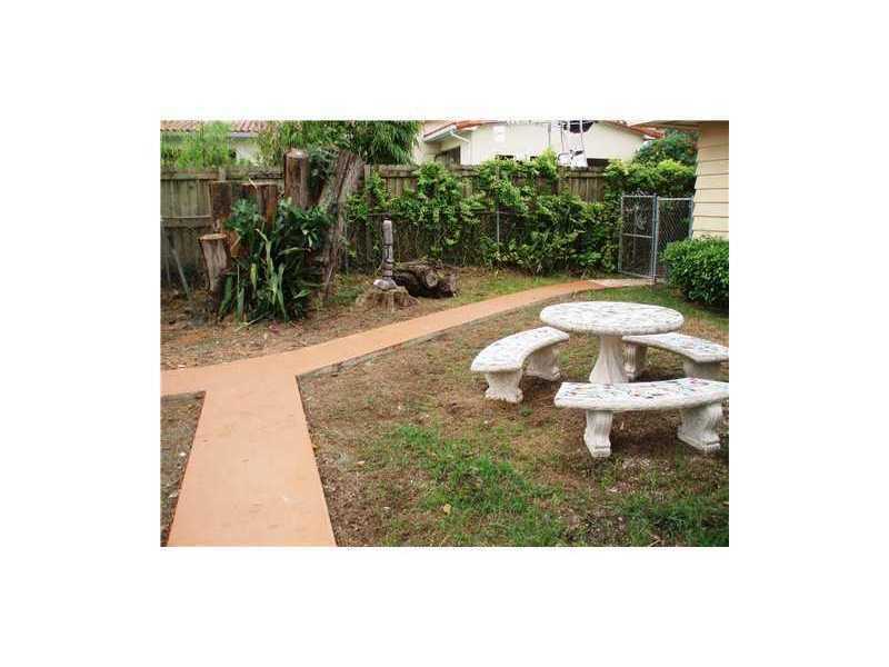 4201 Southwest 60 PL, South Miami, FL 33155
