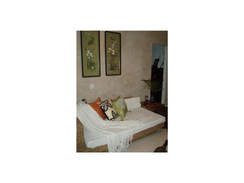 4201 Southwest 60 PL, South Miami, FL 33155