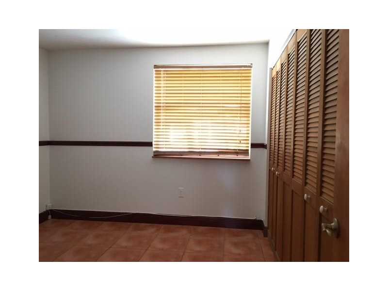 6850 Southwest 45 LN, Miami, FL 33155