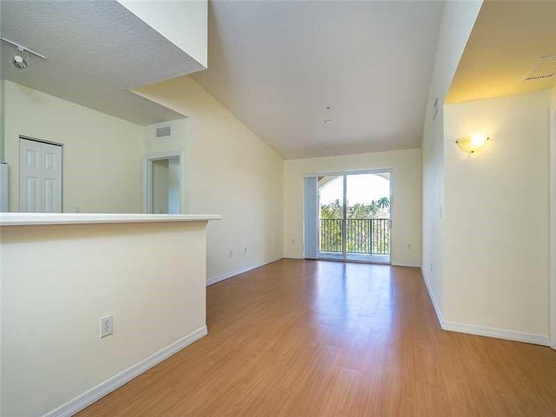 6821 Southwest 44th St, Miami, FL 33155