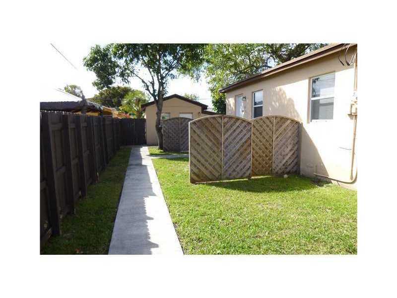 6334 Southwest 35 ST, Miami, FL 33155