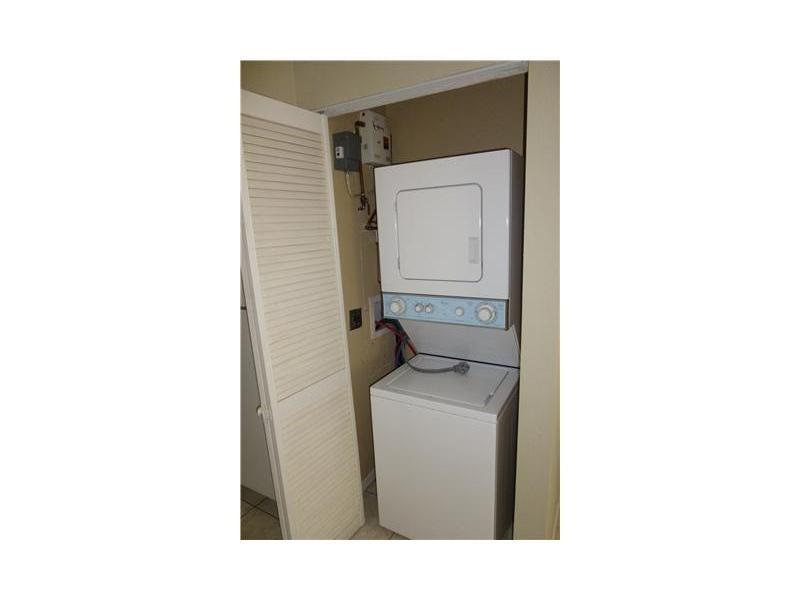 6334 Southwest 35 ST, Miami, FL 33155