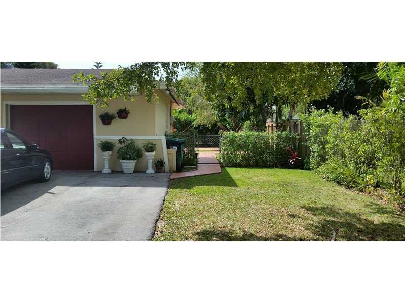 7942 Southwest 89 ST, Miami, FL 33156