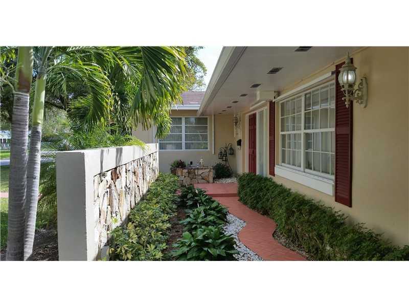 7942 Southwest 89 ST, Miami, FL 33156