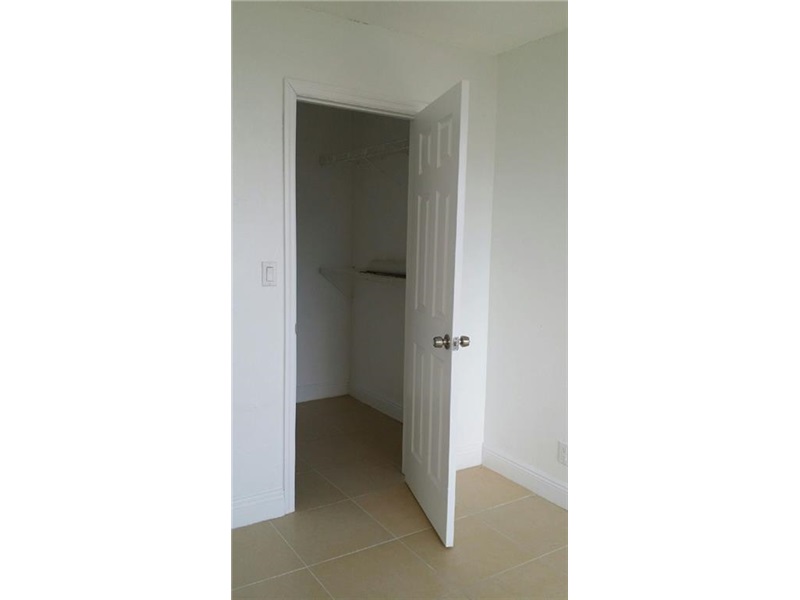 9143 Southwest 77th Ave, Miami, FL 33156