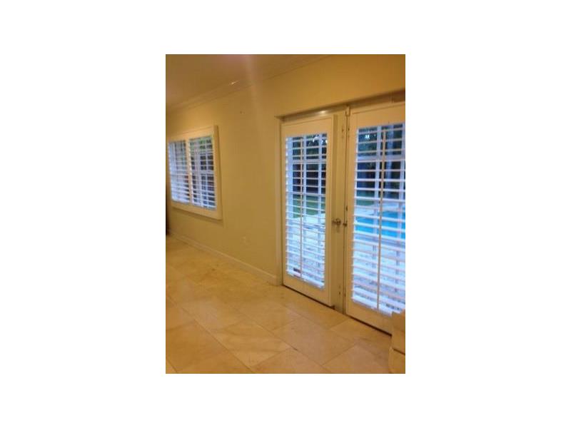 8290 SW 90 ST, Miami, FL 33156