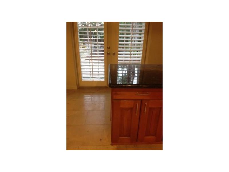 8290 SW 90 ST, Miami, FL 33156