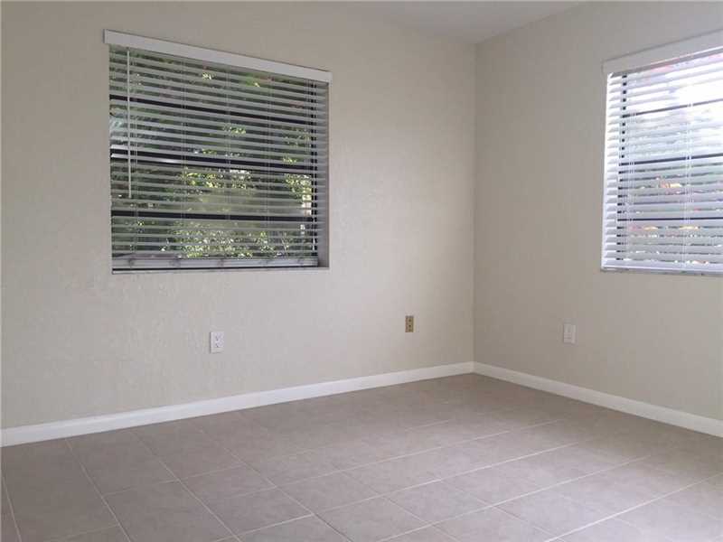9751Wayne Ave, Palmetto Bay, FL 33157