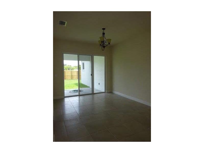 9334 Southwest 173rd Ter, Miami, FL 33157