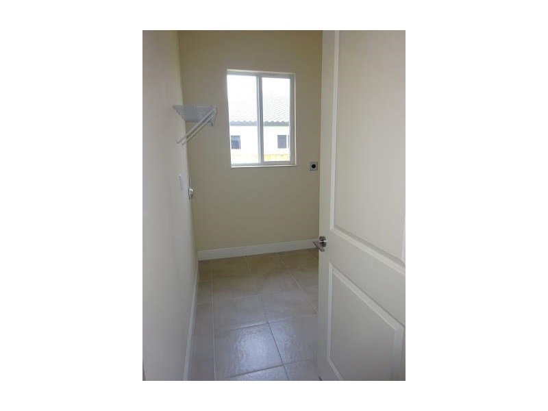 9334 Southwest 173rd Ter, Miami, FL 33157