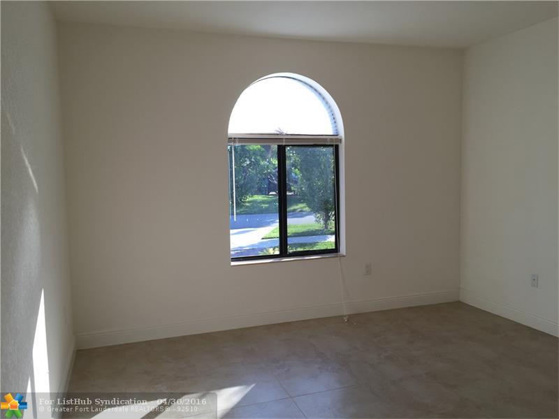 17040 SW 92 CT, Palmetto Bay, FL 33157