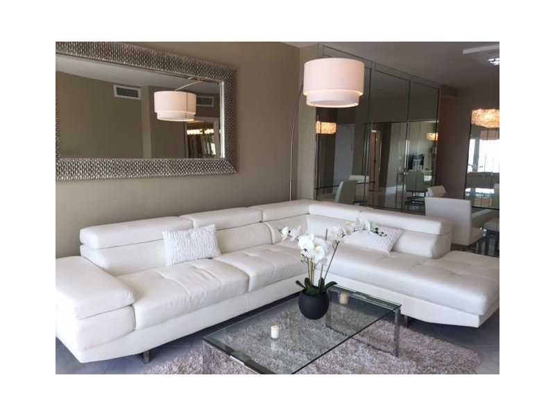 300Bayview Dr, Sunny Isles Beach, FL 33160