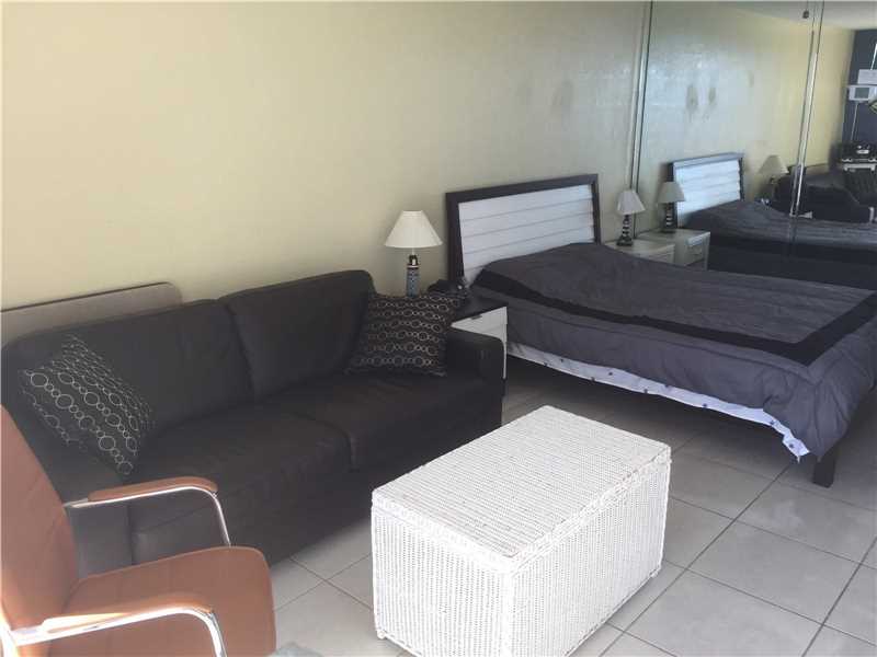 19201Collins Ave, Sunny Isles Beach, FL 33160