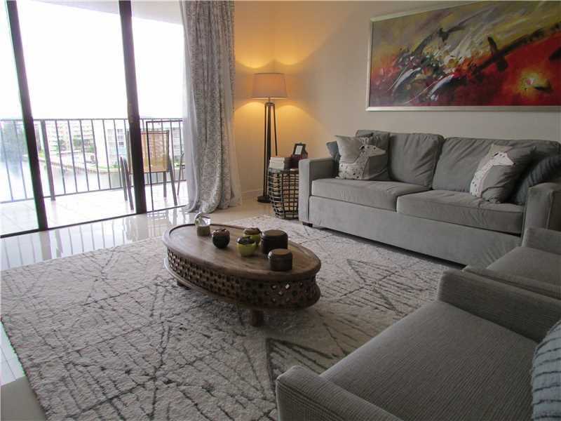 18151 Northeast 31st Ct, Aventura, FL 33160