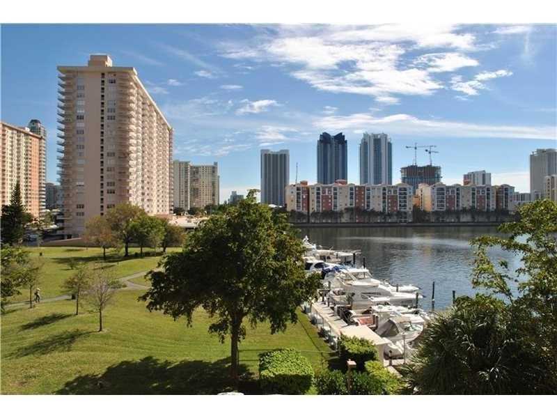 290174th St, Sunny Isles Beach, FL 33160