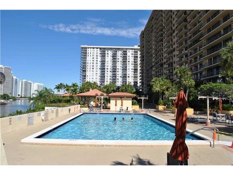 290174th St, Sunny Isles Beach, FL 33160