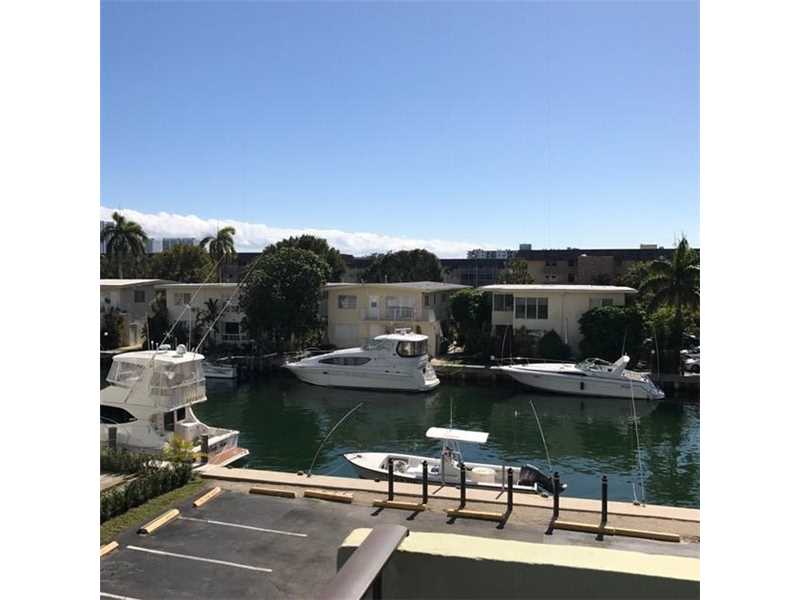 3642 Northeast 171st St, North Miami Beach, FL 33160