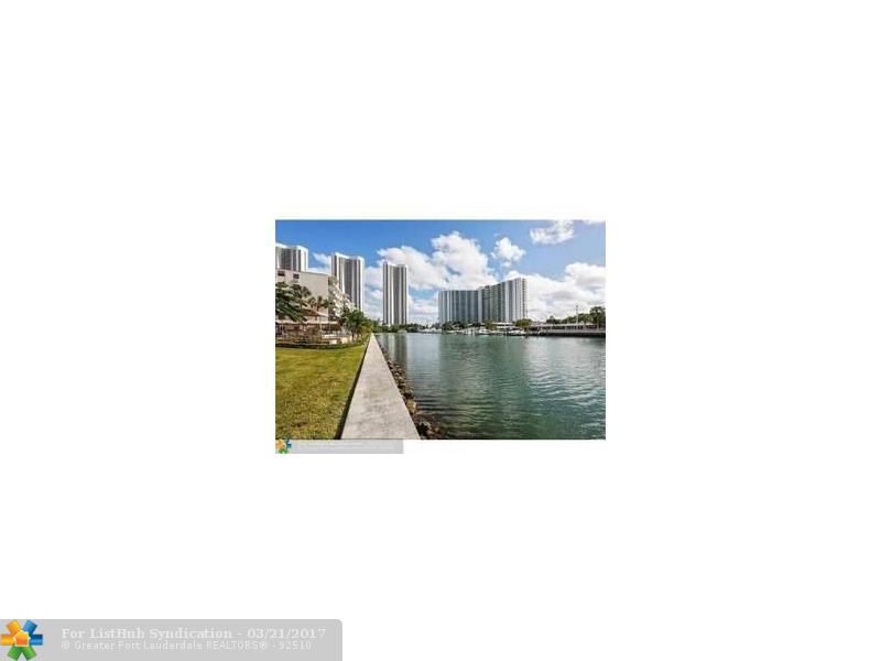 220 E Kings Point Dr 107, Sunny Isles Beach, FL 33160