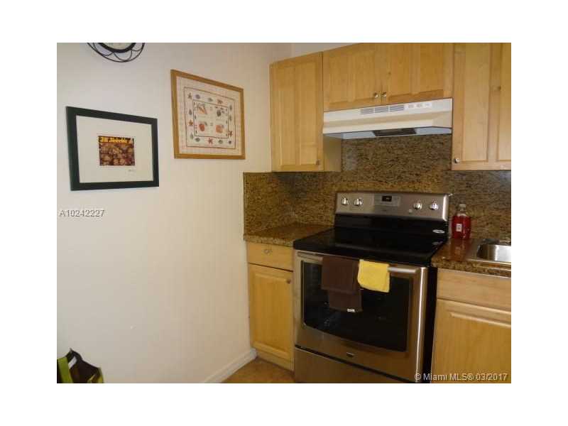 2780 Northeast 183 ST, Aventura, FL 33160