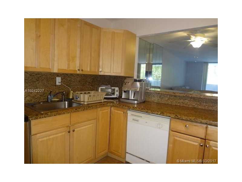 2780 Northeast 183 ST, Aventura, FL 33160
