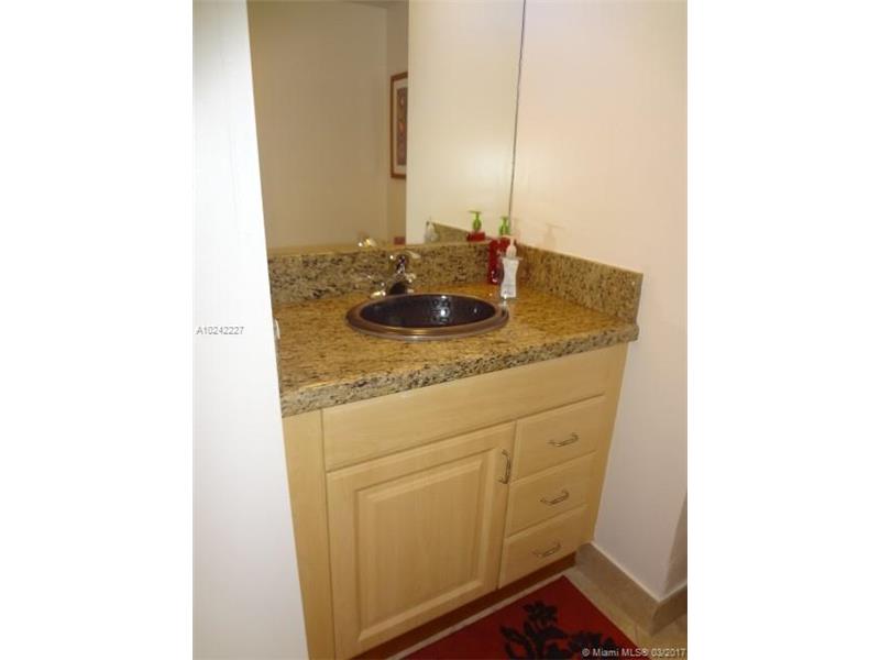 2780 Northeast 183 ST, Aventura, FL 33160