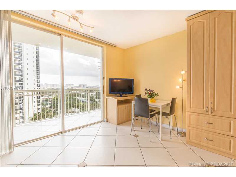 19201Collins Ave, Sunny Isles Beach, FL 33160