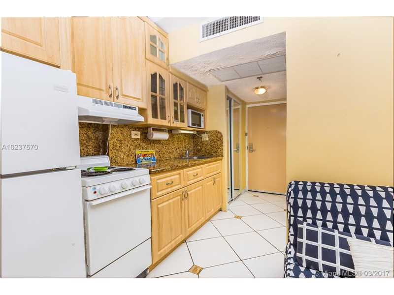 19201Collins Ave, Sunny Isles Beach, FL 33160