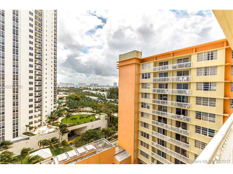 19201Collins Ave, Sunny Isles Beach, FL 33160