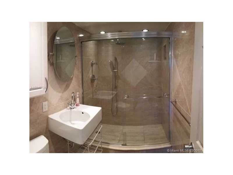 3868 Northeast 169th St, North Miami Beach, FL 33160