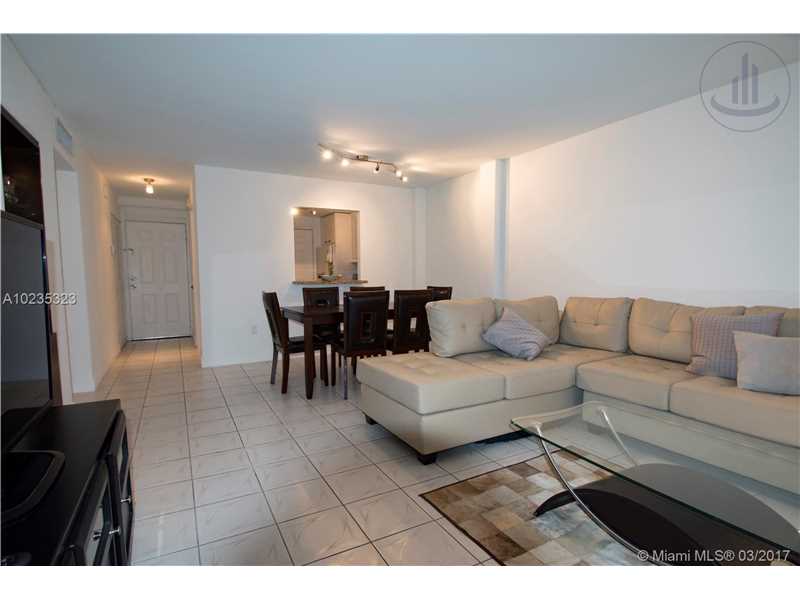 3551 Northeast 169th St, North Miami Beach, FL 33160