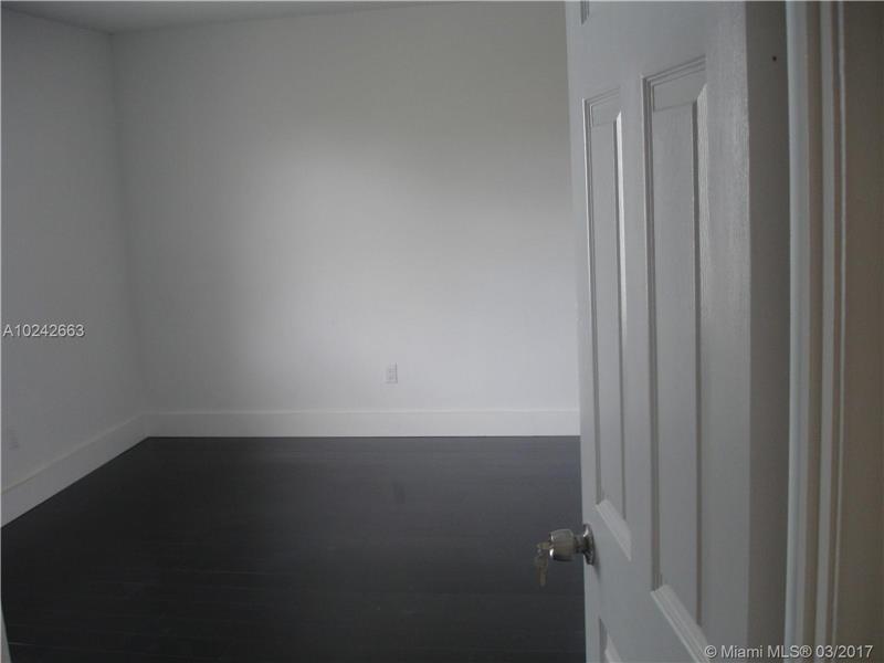 3868 Northeast 169th St, North Miami Beach, FL 33160