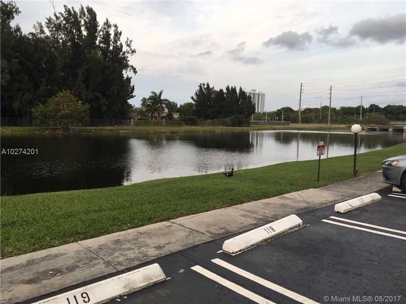 16465 Northeast 22nd Ave, North Miami Beach, FL 33160
