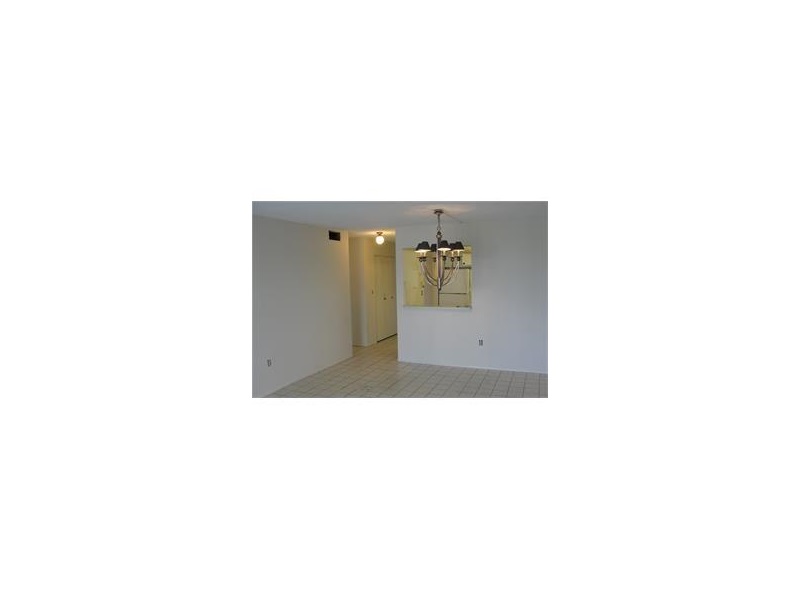 16950 W Dixie Hwy A335, North Miami Beach, FL 33160