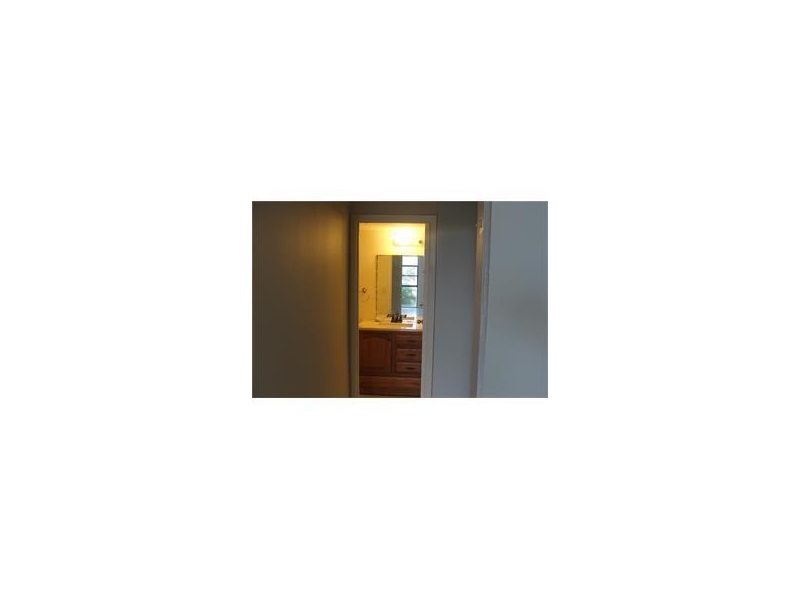 16950 W Dixie Hwy A335, North Miami Beach, FL 33160