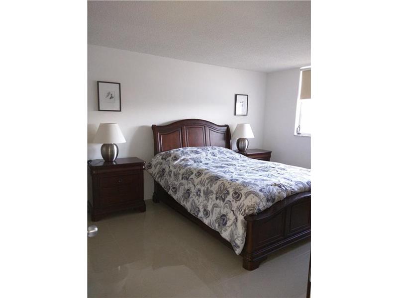 3600 Northeast 170th St, North Miami Beach, FL 33160