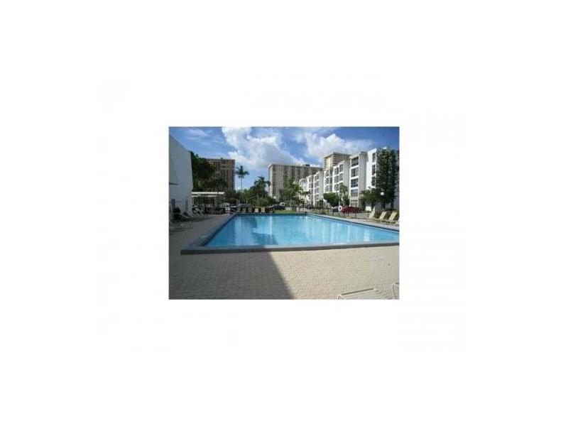 17570Atlantic Blvd, Sunny Isles Beach, FL 33160