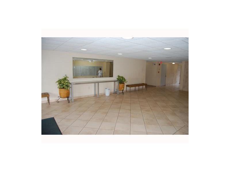 16465 Northeast 22nd Ave, North Miami Beach, FL 33160