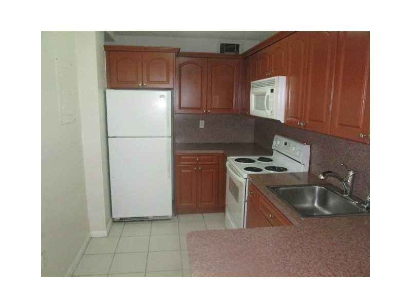16465 Northeast 22nd Ave, North Miami Beach, FL 33160