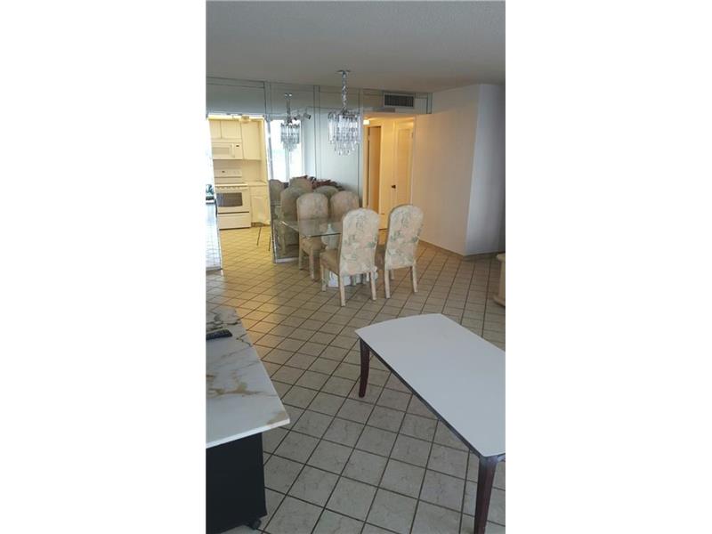 18031Biscayne Blvd, Aventura, FL 33160