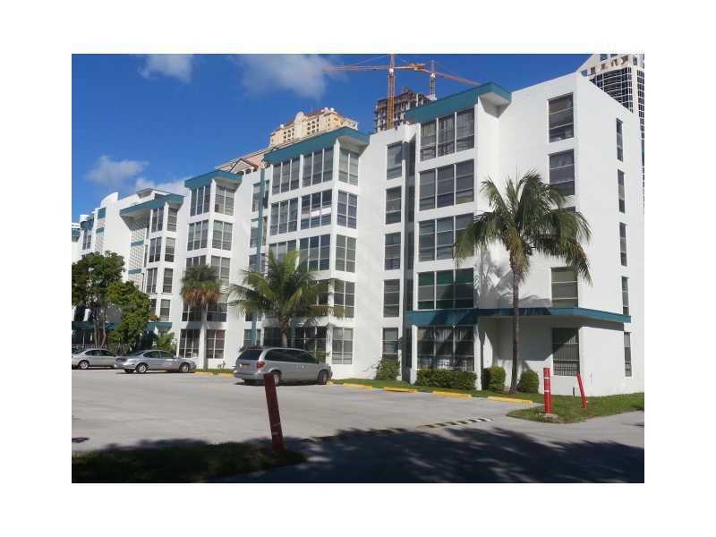 200177 DR, Sunny Isles Beach, FL 33160